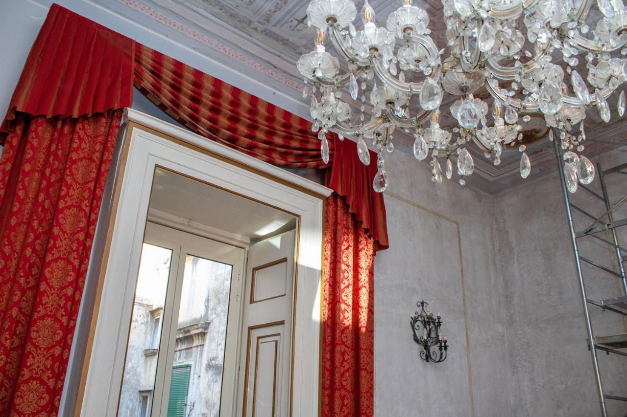 Le Stanze Del Vicere Boutique Hotel Neapol Zewnętrze zdjęcie
