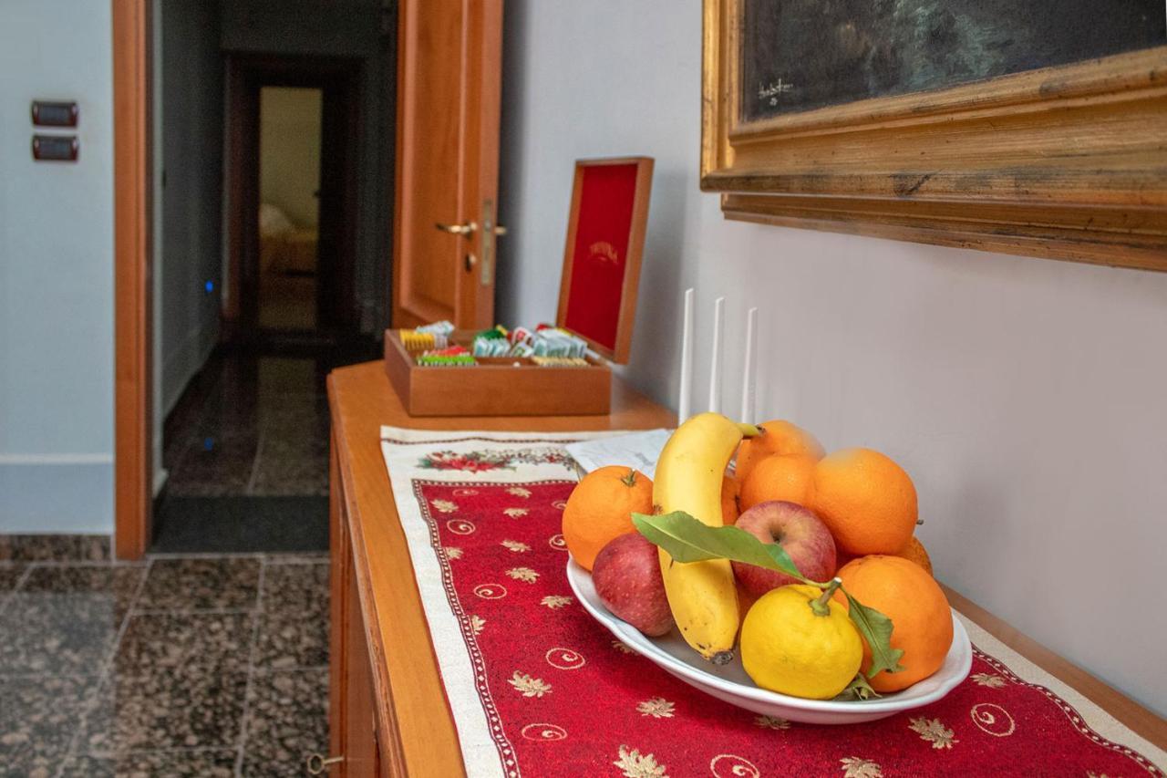 Le Stanze Del Vicere Boutique Hotel Neapol Zewnętrze zdjęcie