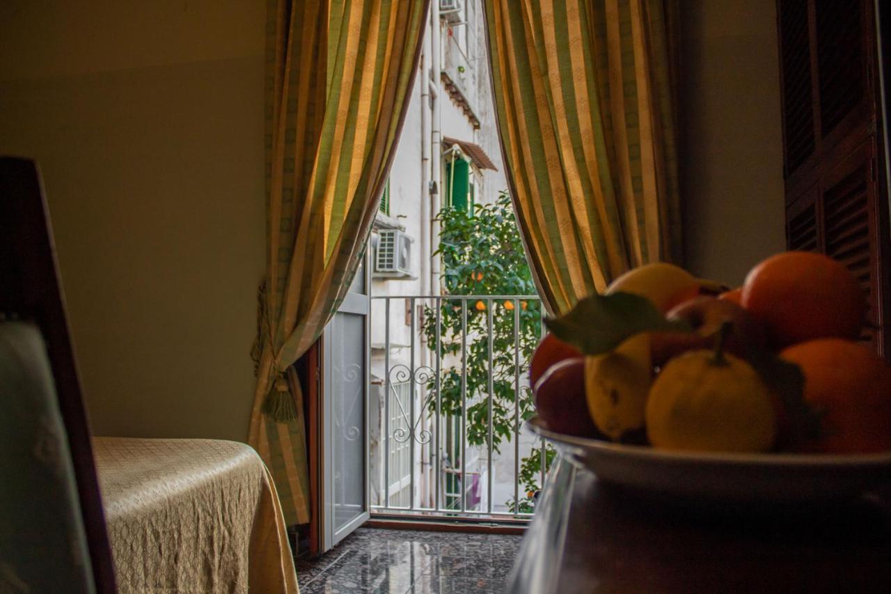 Le Stanze Del Vicere Boutique Hotel Neapol Zewnętrze zdjęcie