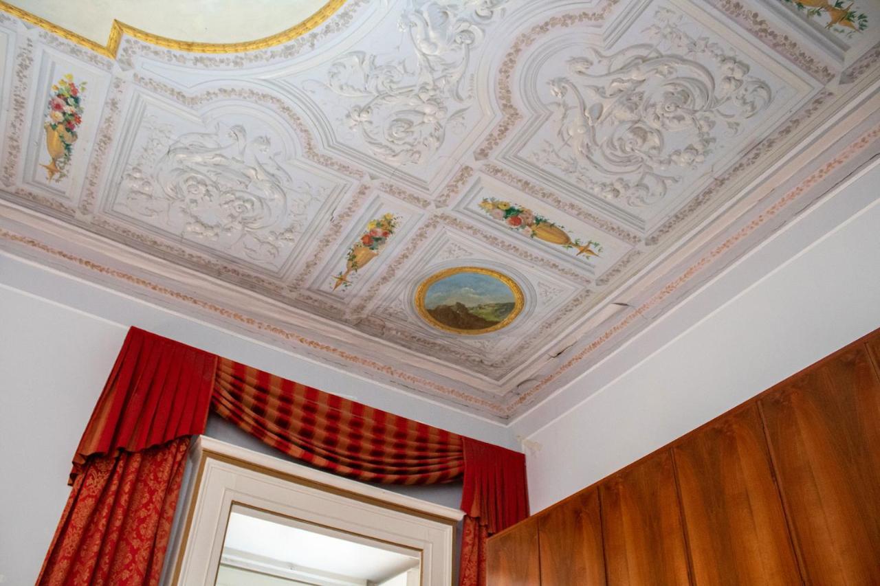 Le Stanze Del Vicere Boutique Hotel Neapol Zewnętrze zdjęcie