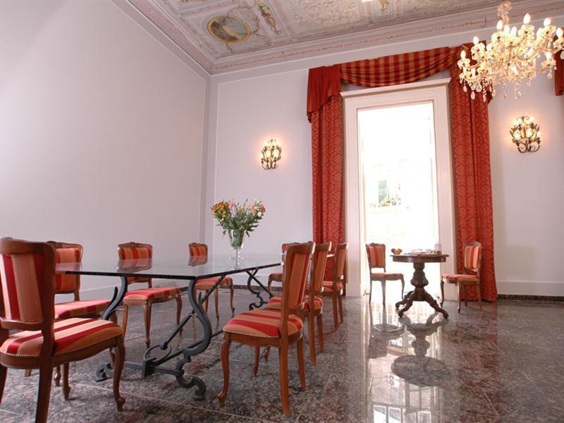 Le Stanze Del Vicere Boutique Hotel Neapol Zewnętrze zdjęcie